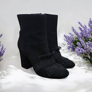 Etienne Aigner women's suede boots Size 9